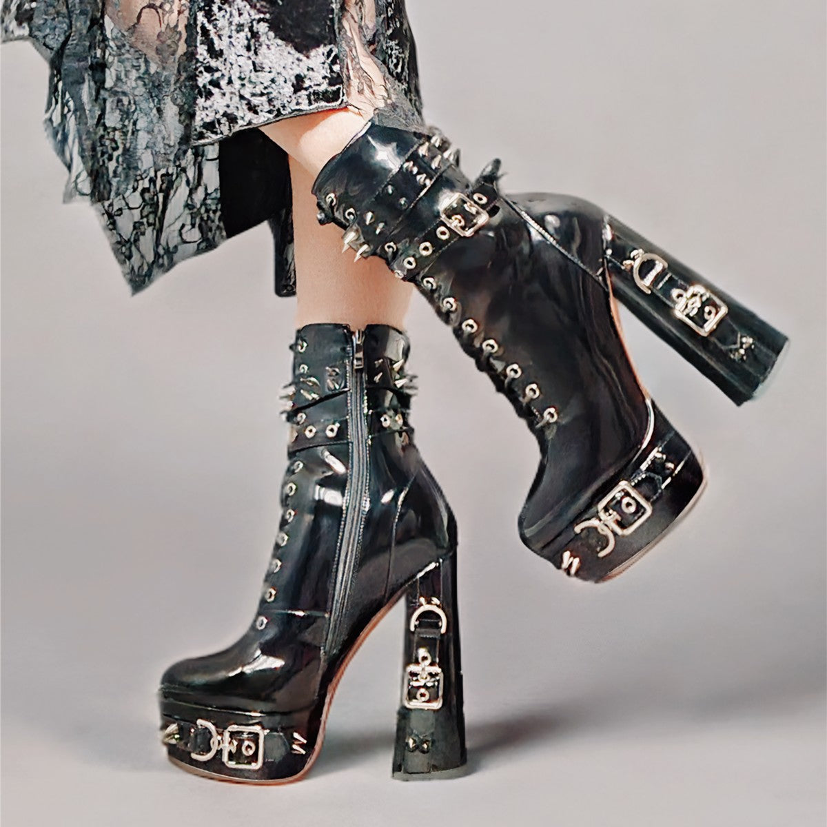 Rivet Belt Buckle Platform Lace-up Chunky Heel Boots | Onlymaker Recommended