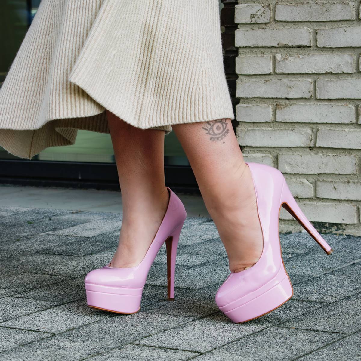 Double Platform Patent Leather Round Toe High Heels | Onlymaker Recommended