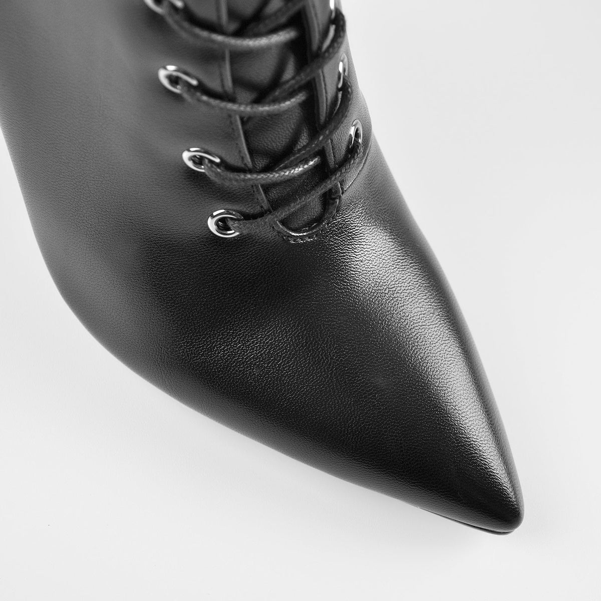 Pointed Toe Black Lace Up Zipper Knee High Chunky Heel Boots | Onlymaker Signature