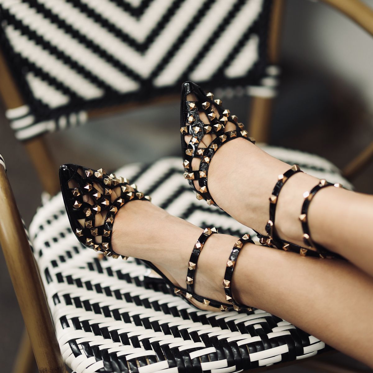 Pointed Toe Ankle Strap Rivet Pumps | Onlymaker Best Seller